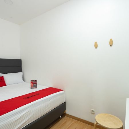 Reddoorz Plus @ Danau Sunter Utara Jakarta Ngoại thất bức ảnh