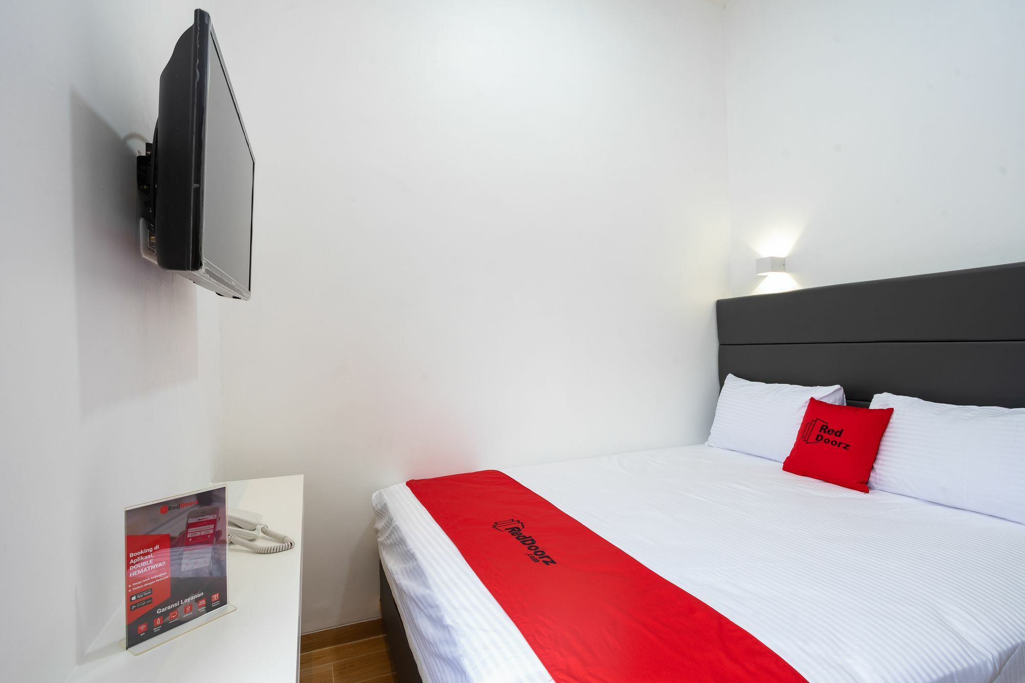 Reddoorz Plus @ Danau Sunter Utara Jakarta Ngoại thất bức ảnh