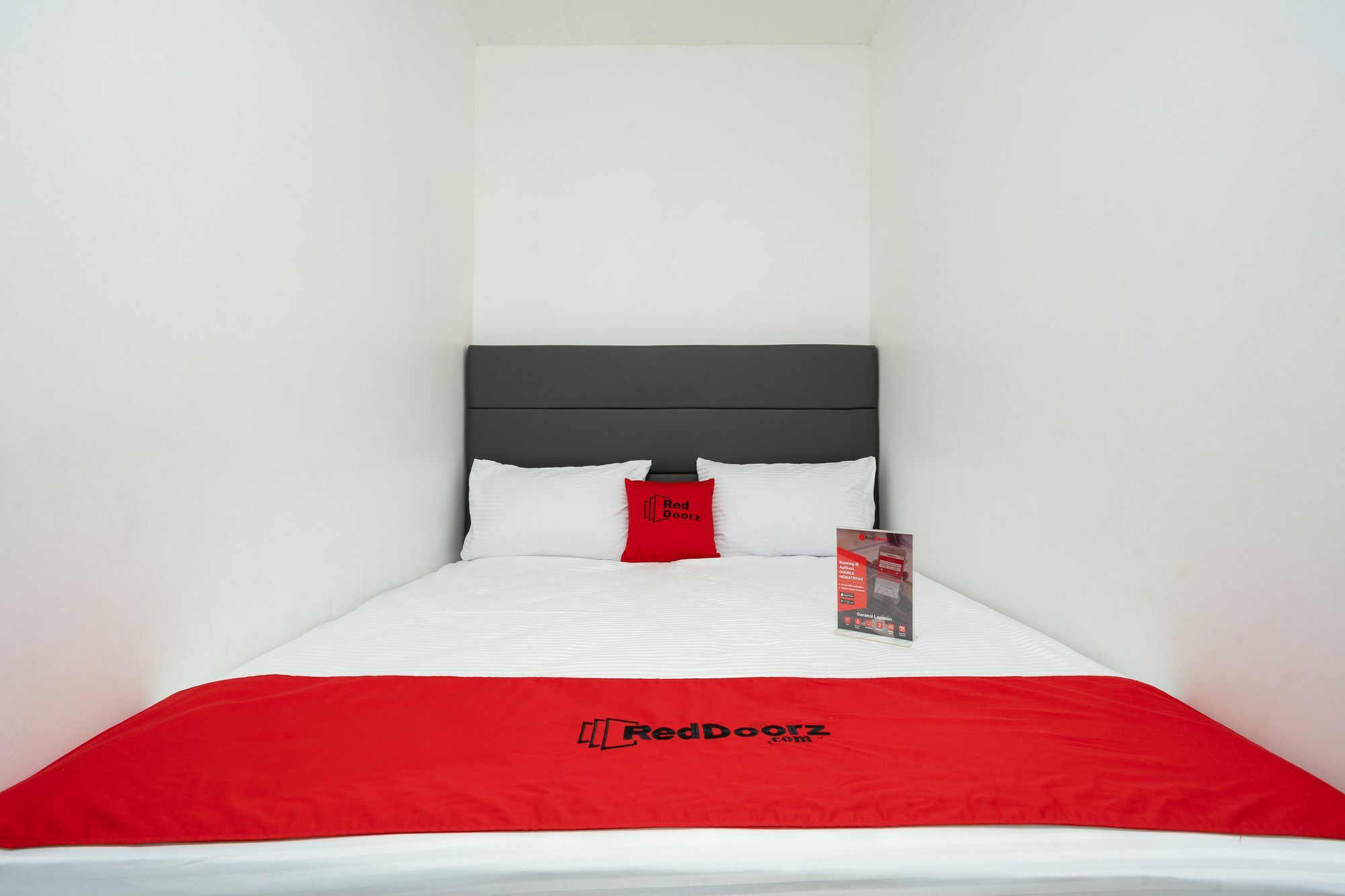 Reddoorz Plus @ Danau Sunter Utara Jakarta Ngoại thất bức ảnh